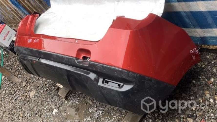 Parachoque trasero Renault Duster