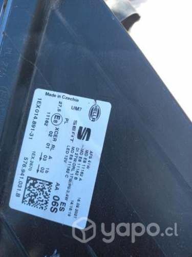 Óptico izquierdo SEAT ATECA original impecable