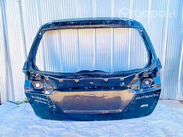 Portalón subaru outback