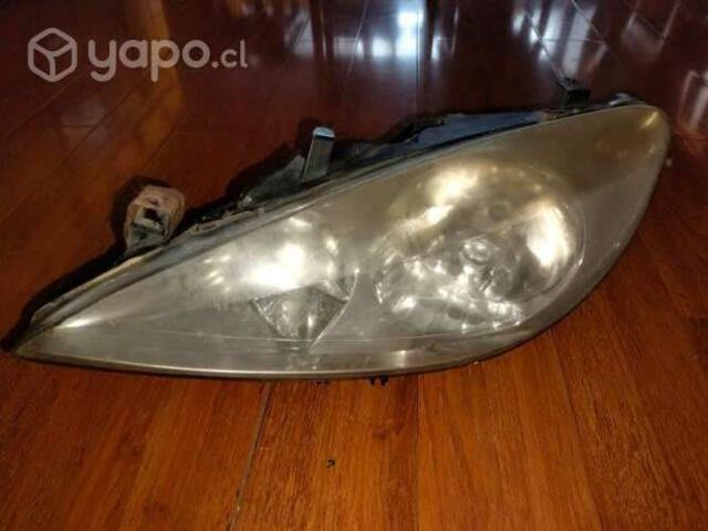 Óptico izquierdo Peugeot 307 año 2006
