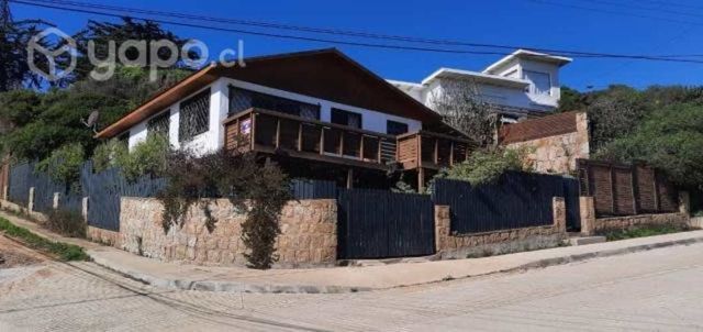 Venta de Hermosa Casa Sólida Con Vista al Mar