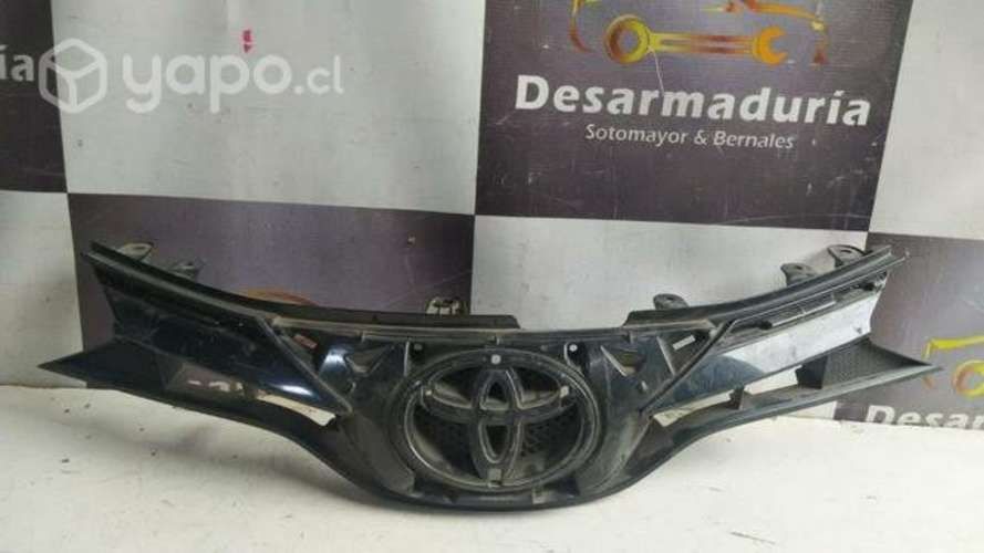 Máscara yaris 2018 a 2020 2.0