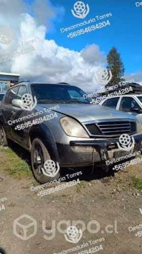 Tapabarro derecho rexton 2004