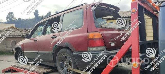 Portalon sin vidrio subaru forester 1998