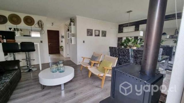 Linda casa en el Polo de Machalí