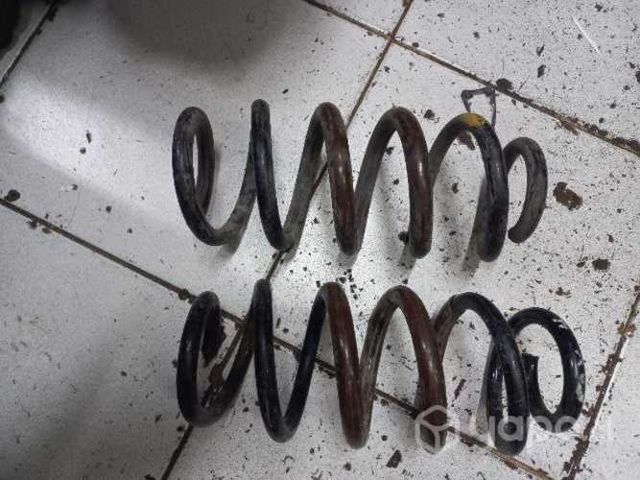 Espirales traseros Toyota rav4 2012