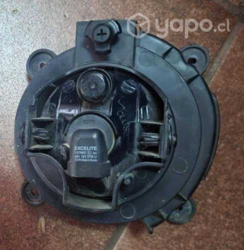 Neblinero izquierdo Ssangyong Kyron año 2006-2009