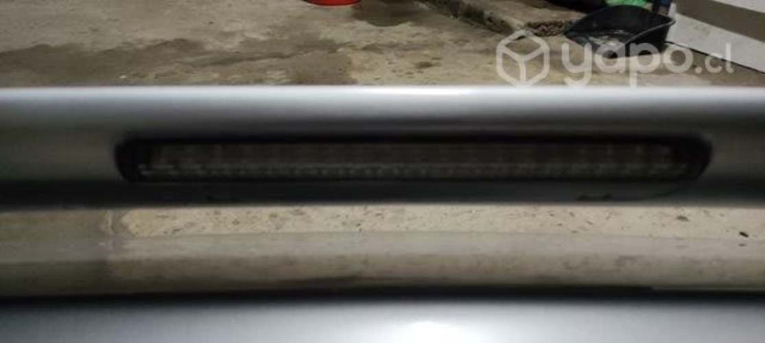 Tapa maletero Subaru impreza