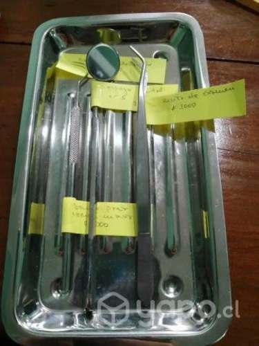 Bandeja y set de instrumental para examen