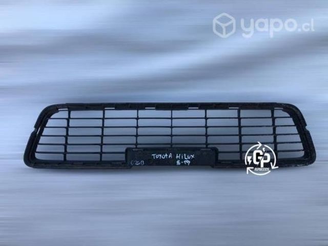 Rejilla toyota hilux 2016-2020