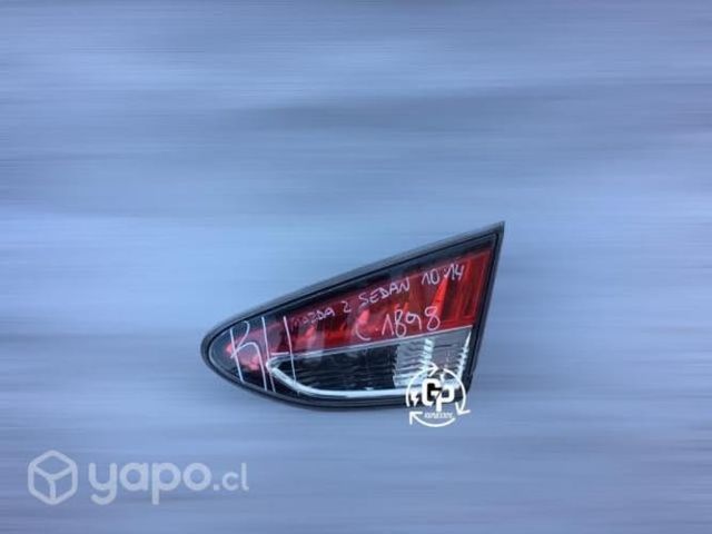 Foco portalon rh mazda 2 sedan 2010-2014