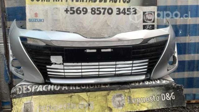 Parachoque delantero Toyota yaris