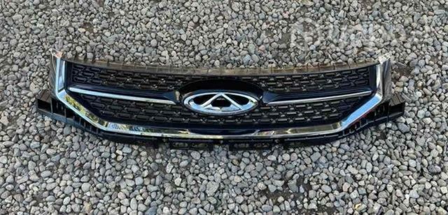 Máscara Chery Tiggo 2