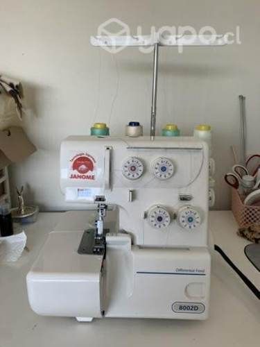 Máquina coser overlock