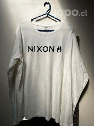 Ropa nueva Nixon Oakley y Columbia!!!