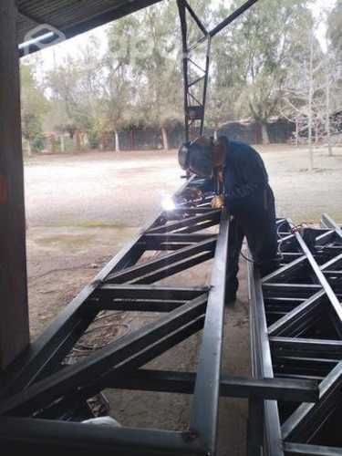 Maestro Soldador en técnica al Arco y MiG