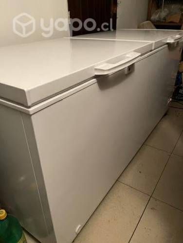 Congeladora MAIGAS 612 Lts