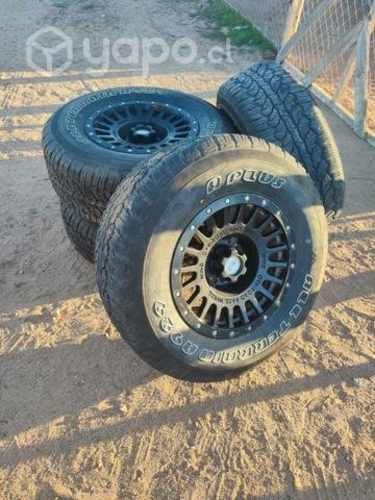 Llantas y neumáticos