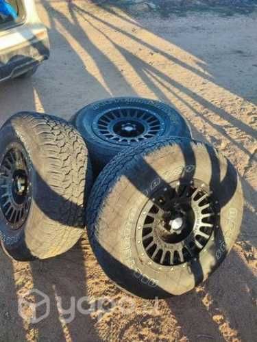 Llantas y neumáticos