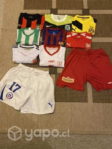 Camisetas y short de futbol