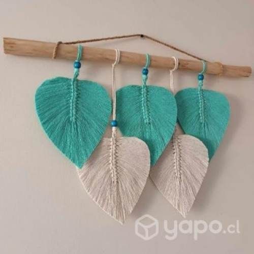 Hermoso mural de hojas en macramé