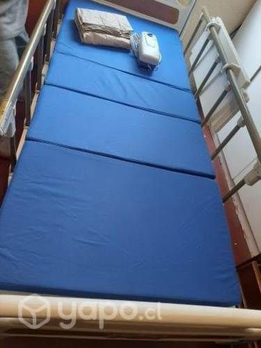 Cama clínica Manual más colchón anti escara y mesa