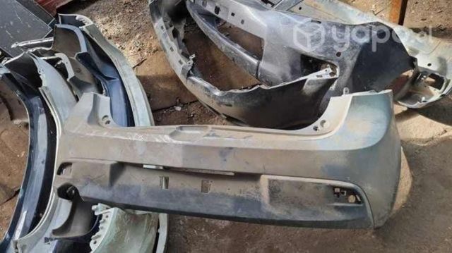 Parachoque trasero mazda 3 sport 2010 original