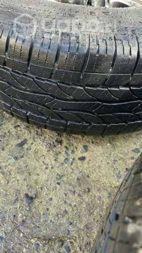 Llanta más neumático 255/65R17 aro 17 6x139,7