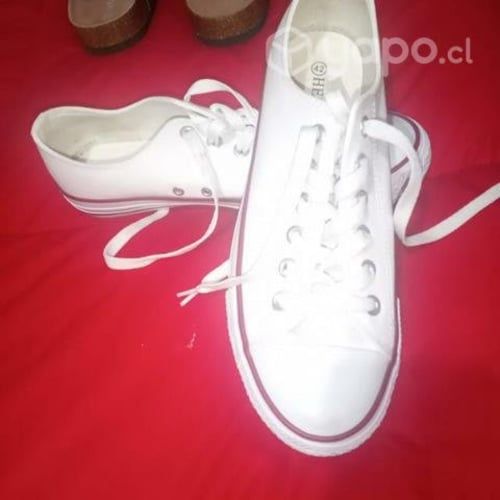 Zapatillas blancas