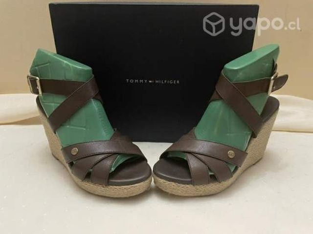 Sandalias Tommy Hildiger número 39 de cuero