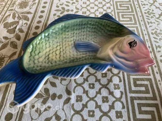 Fuente de pescado impecable