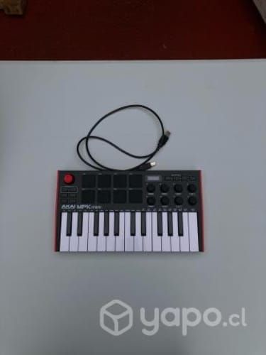 Akai MPK mini