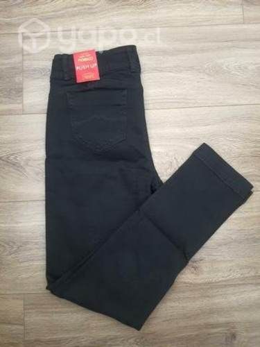 Jeans nuevos, negros, talla 44 y 46