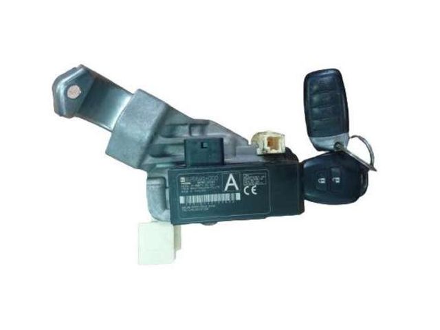 Chapa Contacto Con Llave All New Yaris Sport 14-17