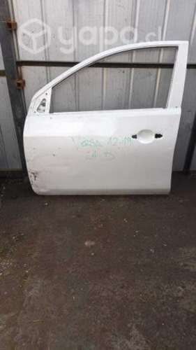 Puerta Versa 2012 a 2019 delantera LH 1.4