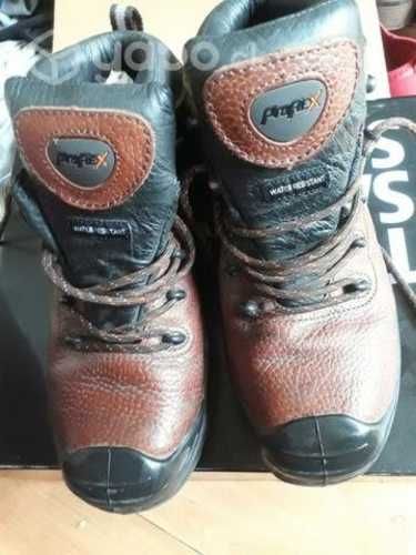 Bototos de seguridad usados (24 pares)