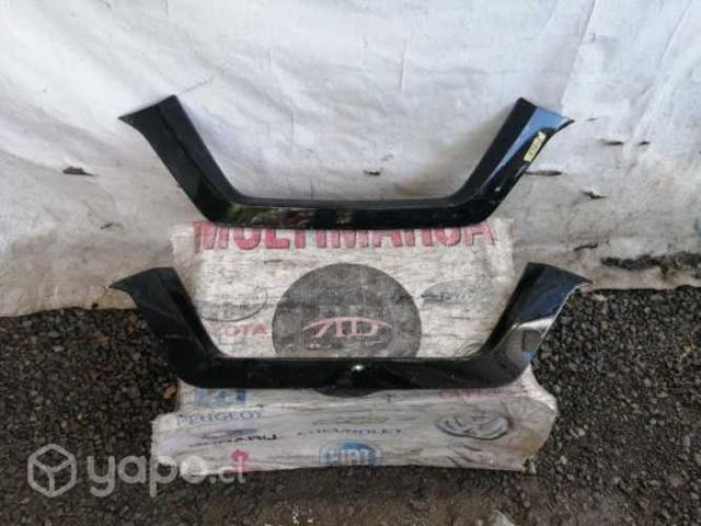 Moldura parachoque nissan xtrail 18-22 envíos orig