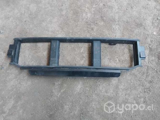 Moldura frontal ford F-150 del 18 al 21