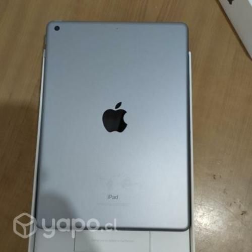 Ipad 9.7 Space Gray casi nuevo