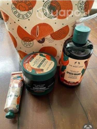 Set Shower Gel , Body Yoghurt y Crema de Manos