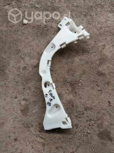 Mensula trasera ford focus Del 15 al 18