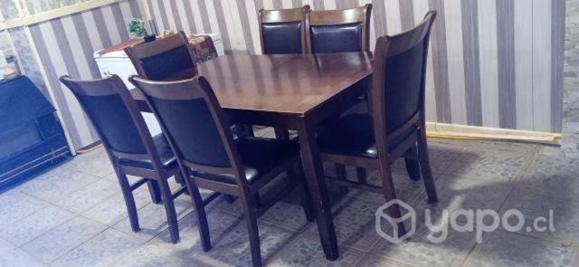 juego de comedor en buen estado