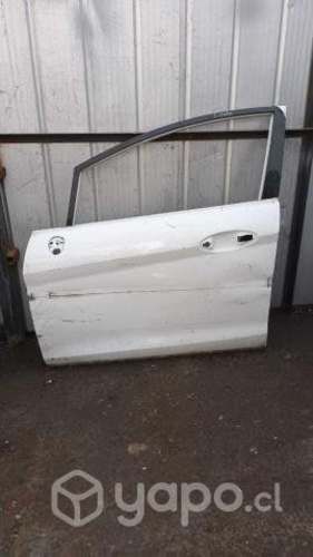 Puerta Fiesta 2012 a 2023 delantera LH 1.4