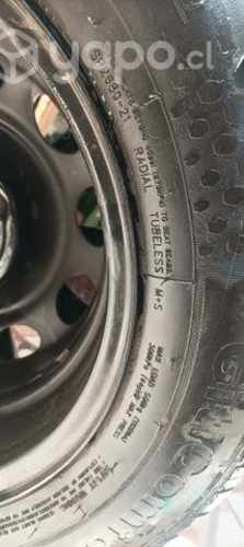 Llantas con neumático nuevos