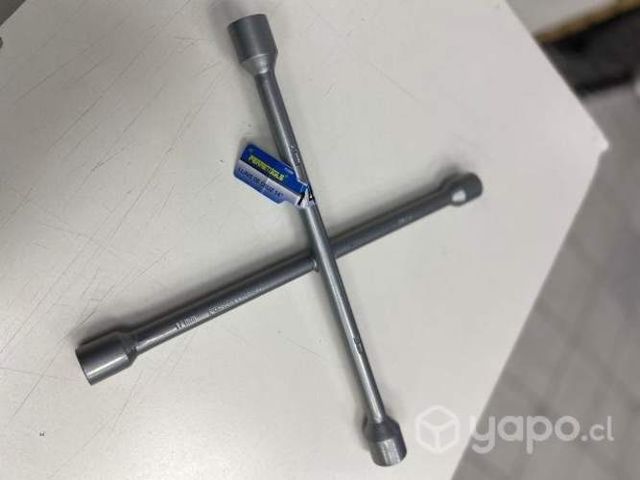 Llave de Cruz 14&quot; FERRETOOLS