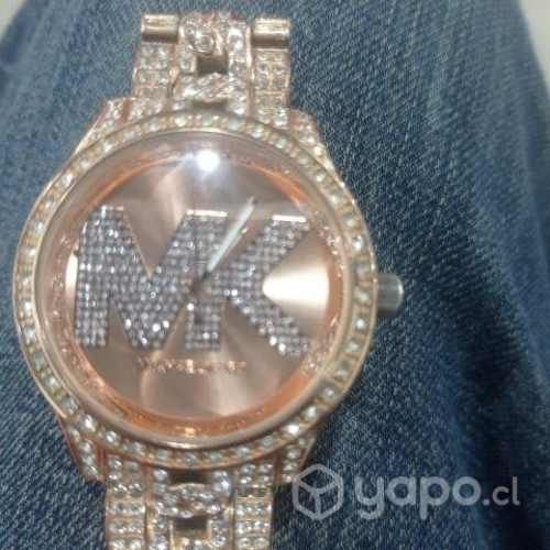 Reloj metal con circones