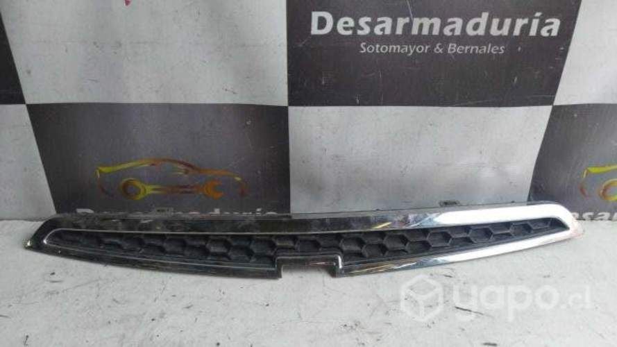 Máscara superior Spark GT 2010 a 2013. 2.1