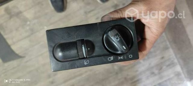 Chapa de luces Volkswagen Golf