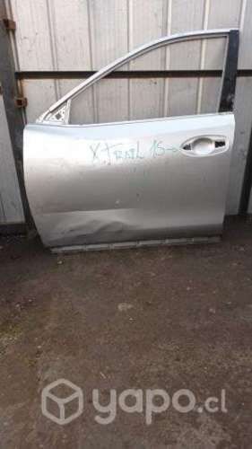 Puerta Xtrail 2015 a 2023 delantera LH 1.4