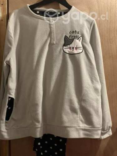 Pijamas de gato